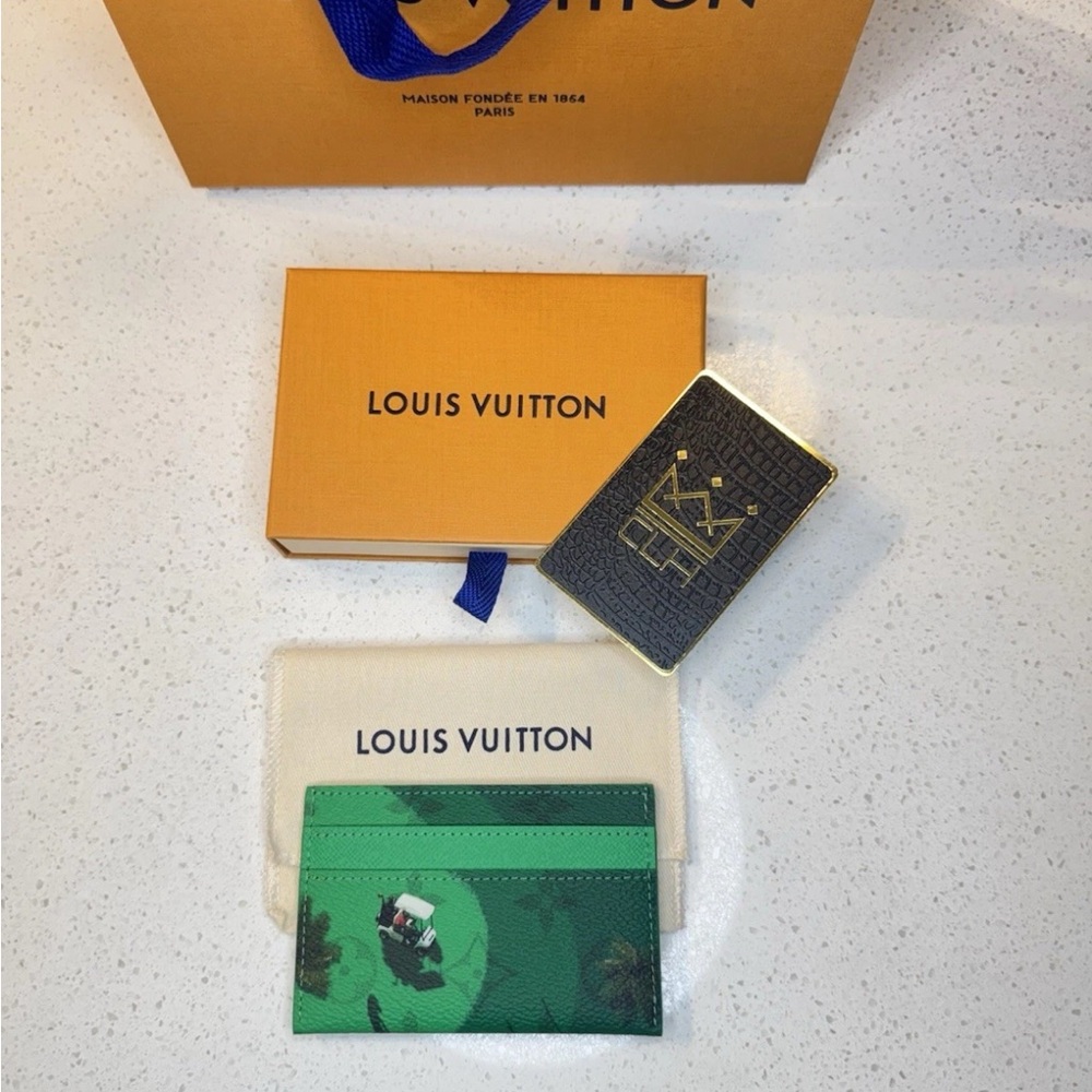 LOUIS VUITTON GOLF DOUBLE CARD HOLDER - Picture 6 of 7